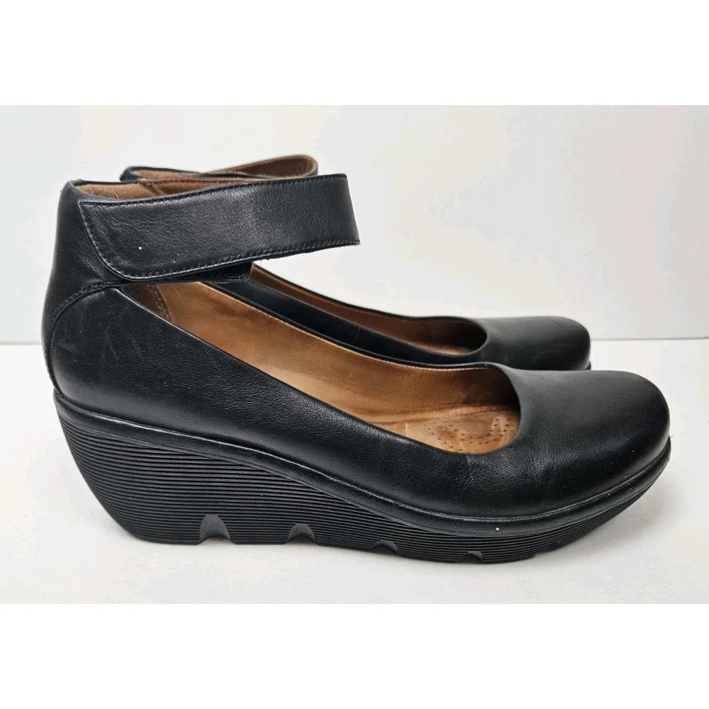 Clarks Black Clarene Tide Platform Wedge Shoes 9.5 Pumps Ankle Straps Leather